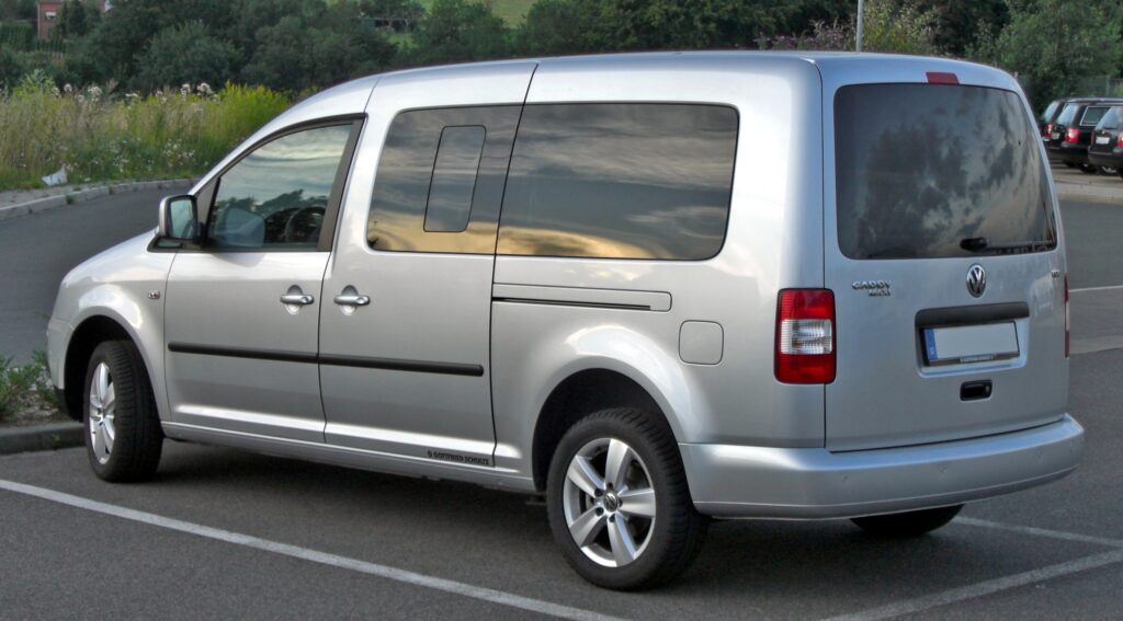 VW_Caddy_Life_Maxi_rear
